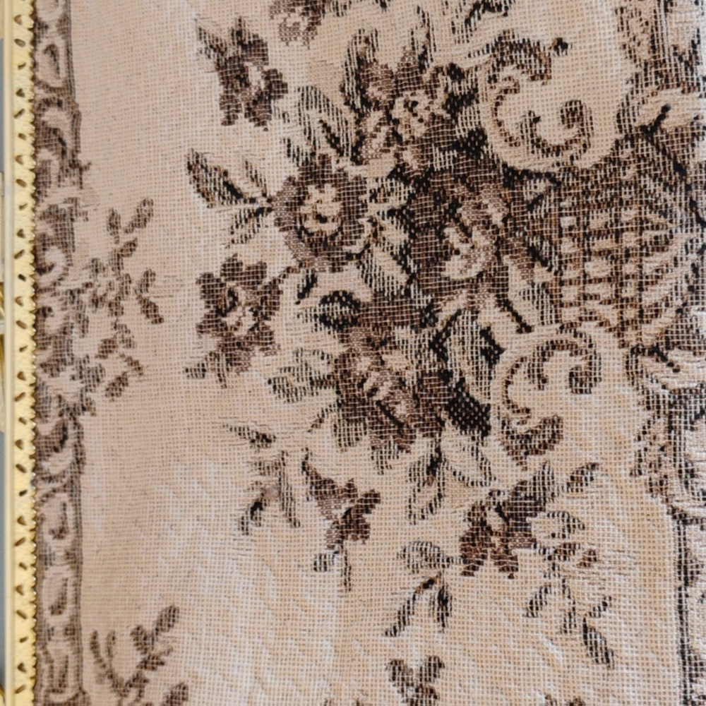 Elegant Floral Tapestry Clutch - Picture 7 of 9